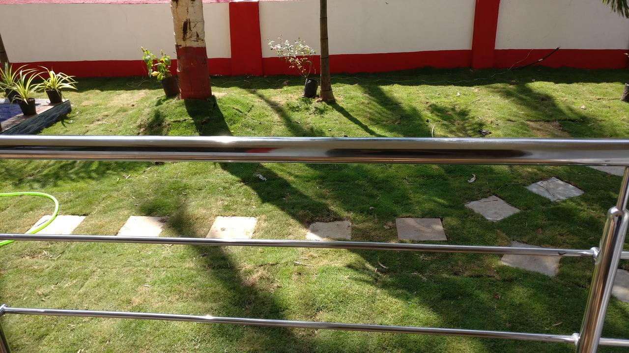 Hotel Mary Joey Baga Exterior foto